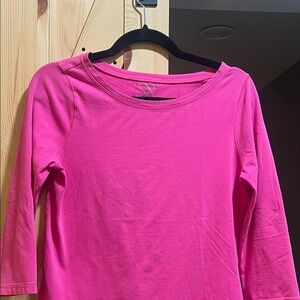Madison ladies 3/4 sleeve t shirt size medium